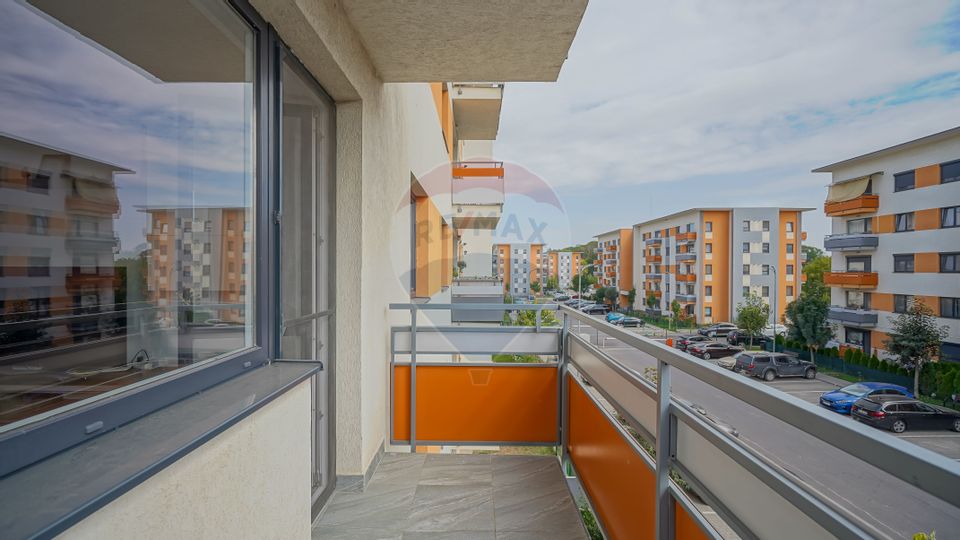 Apartament 3 camere, de inchiriat