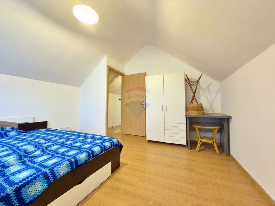 Casă cu 3 camere de vânzare în zona 3 Insule, Arad