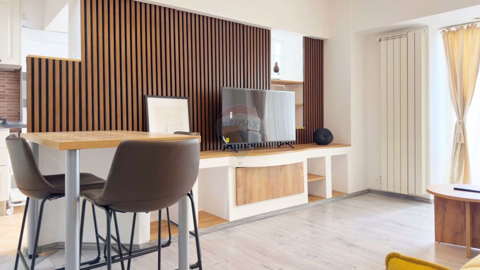 Chirie 2 camere 70mp | Parcare inclusa | Blvd. Unirii bloc F64