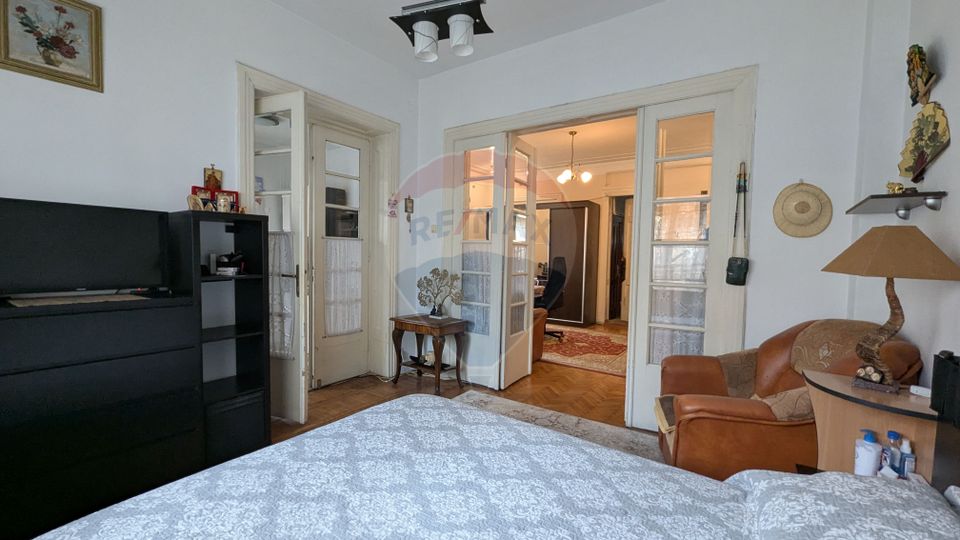 Vânzare Casă / Vilă cu 11 camere  în zona Iancului