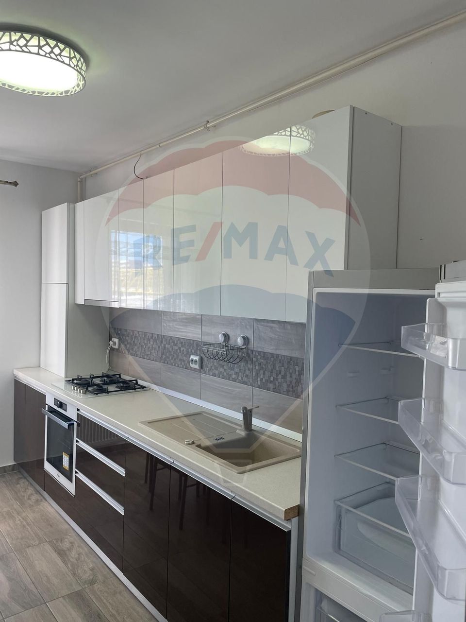 Apartament cu 2 camere de vânzare | Metalurgiei | Cartierul Solar