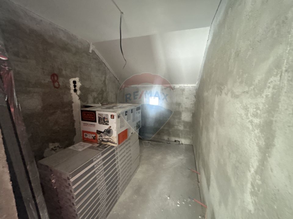 Casă nouă de vânzare 220 mp 13 ari teren SATULUNG 15KM de BAIA MARE