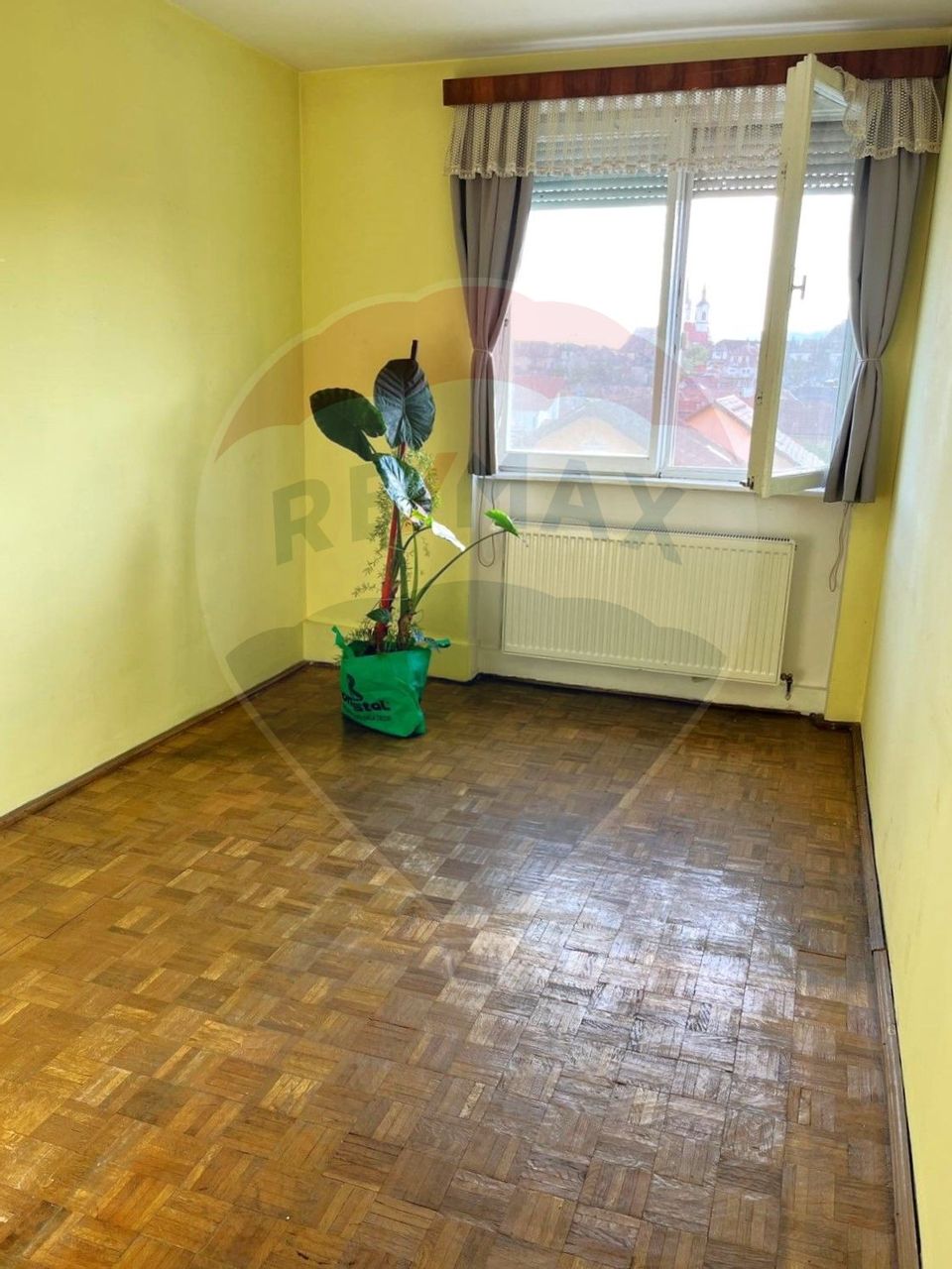 2 room Apartment for sale, Est area