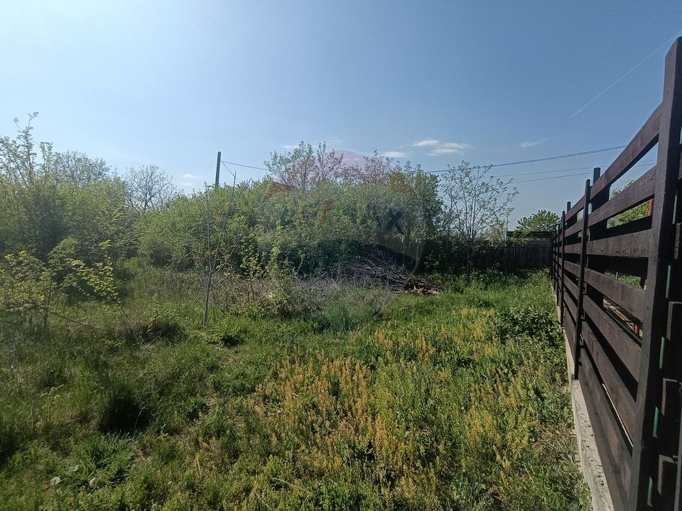 Land 3,872sqm Branesti / Strada Ion creanga