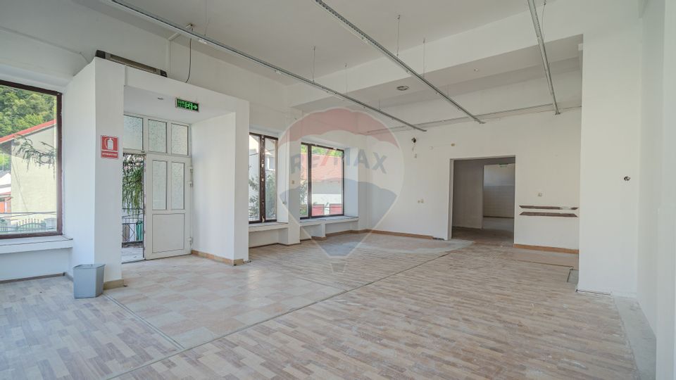 Comision 0 | Spațiu Comercial 170mp | Zonă Centrală | Râșnov