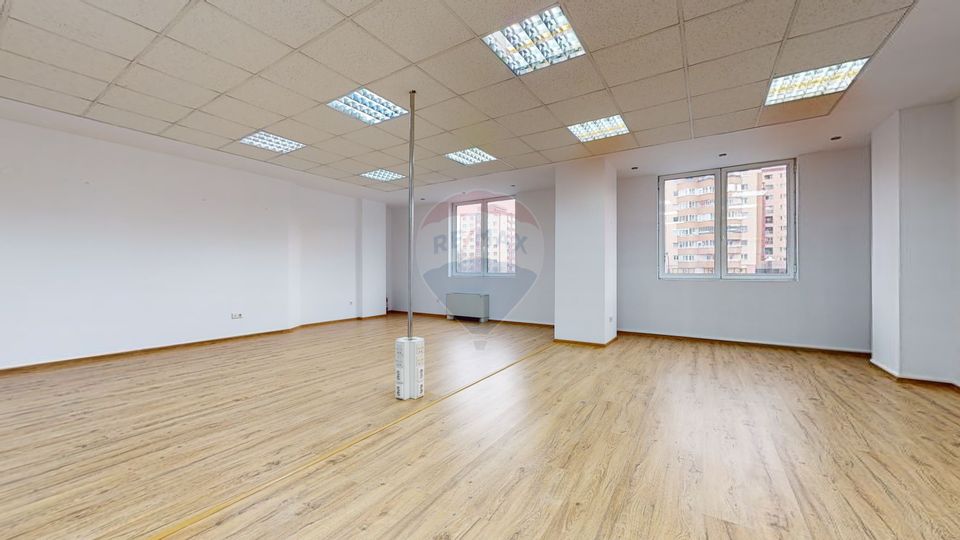 Birou de închiriat în Brașov, în Clădirea de birouri Green Center