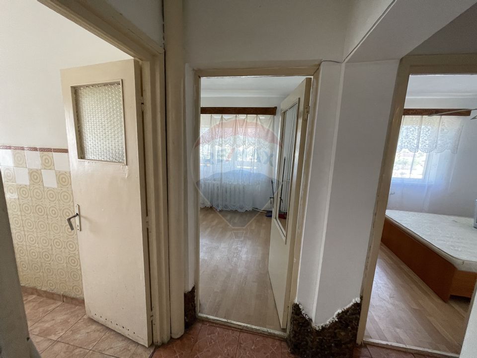 3 room Apartment for sale, Est area