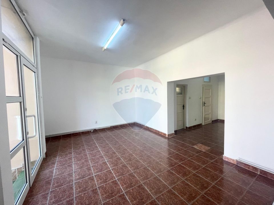 120sq.m Commercial Space for rent, Intim area