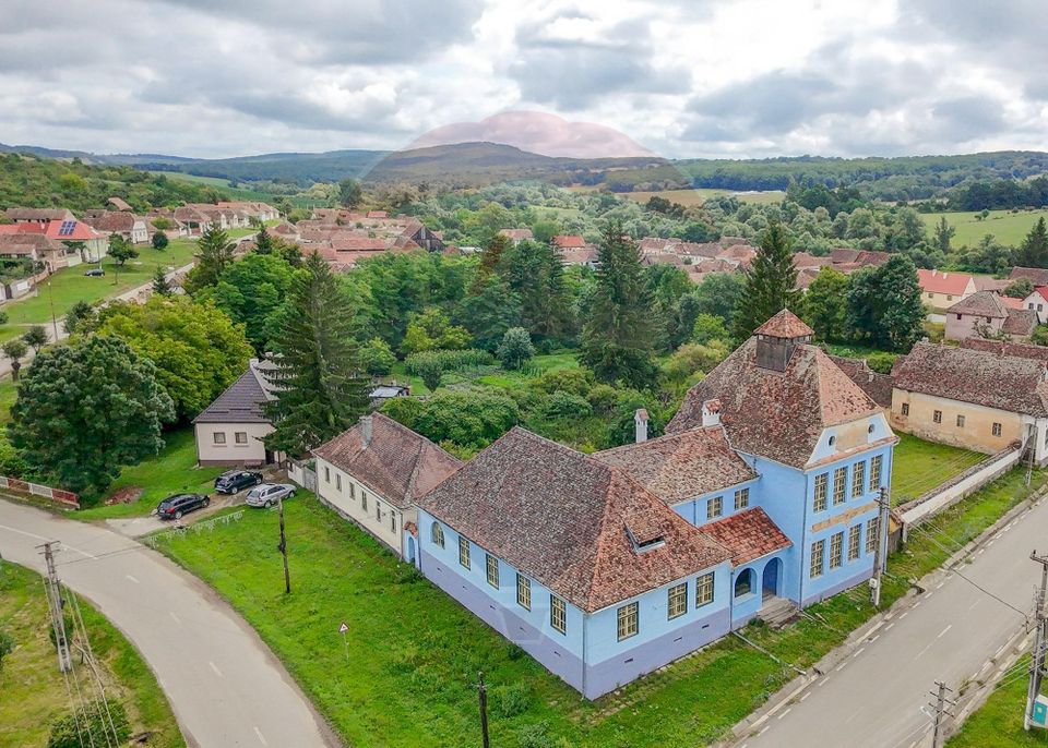 Fostă școală săsească semnată de Fritz Balthes – Bruiu, Sibiu