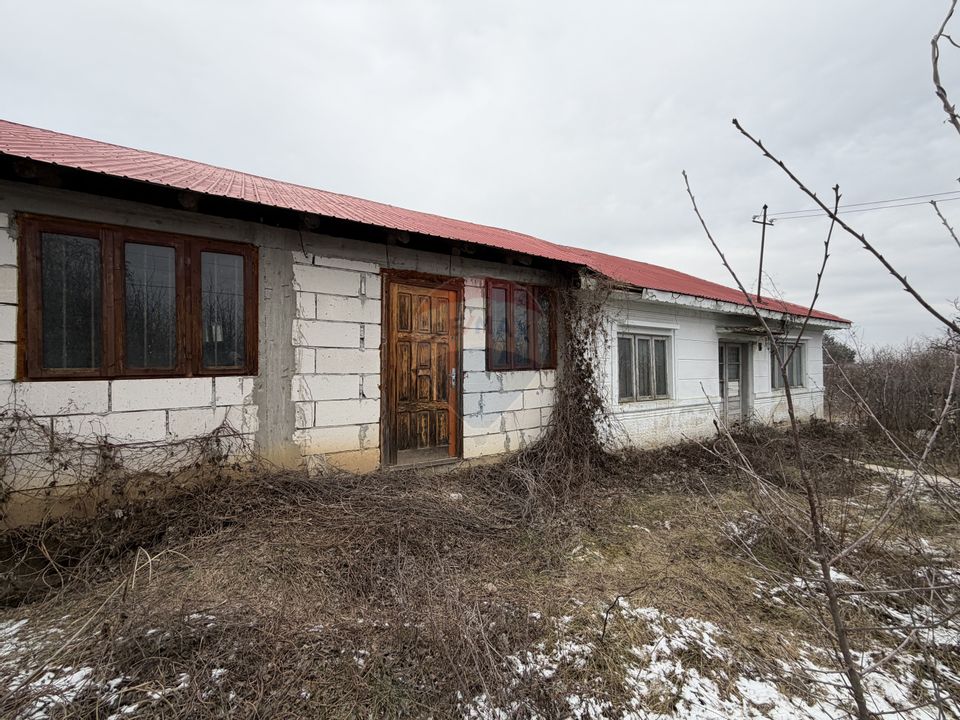 Casă Dumbraveni strada viilor 20