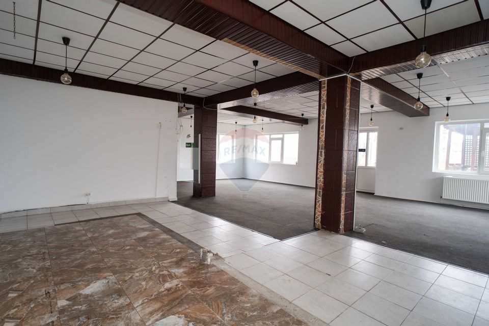 280sq.m Commercial Space for rent