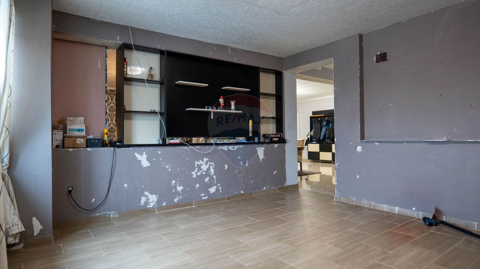 11 room House / Villa for sale