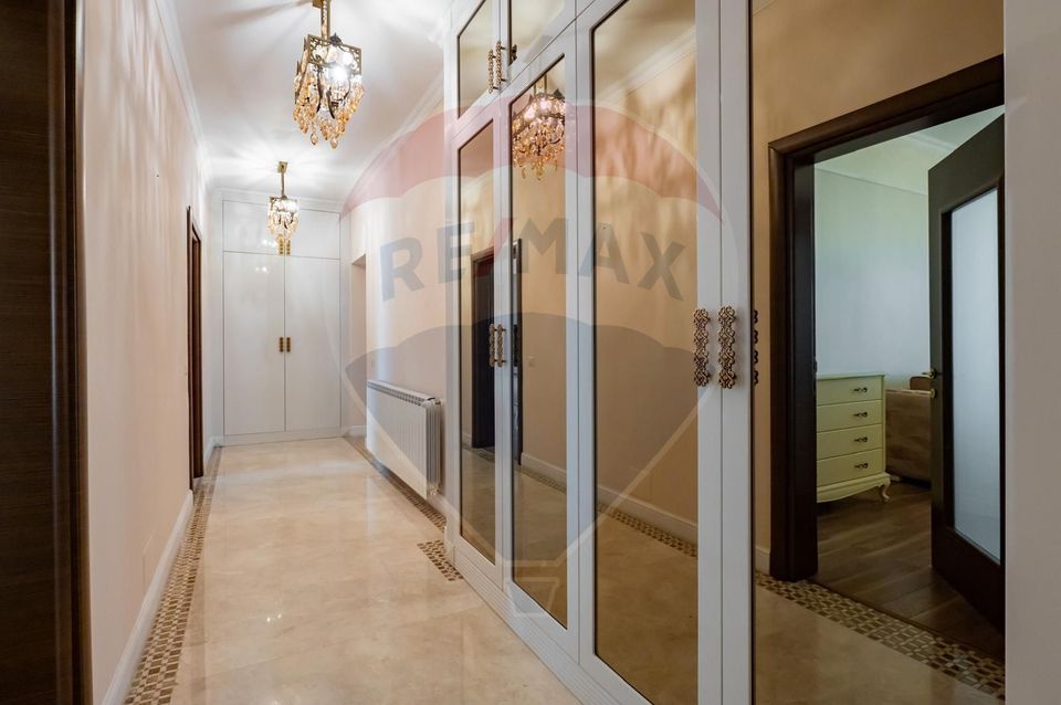 Penthouse de vanzare in Mamaia vedere frontala lac si marea Neagra