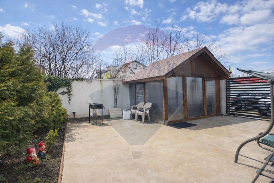 Vila P+2 cu mobilier Italia | Curte privata | Balotesti DN1