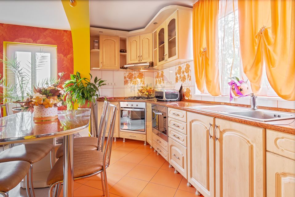 7 room House / Villa for sale, Dealuri Oradea area