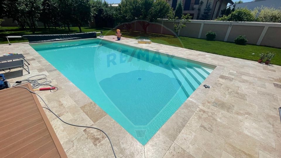 Villa with 6 rooms, pool and land 1300 sqm, for sale in Otopeni