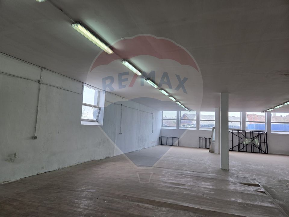 Hala de caramida 500 mp.