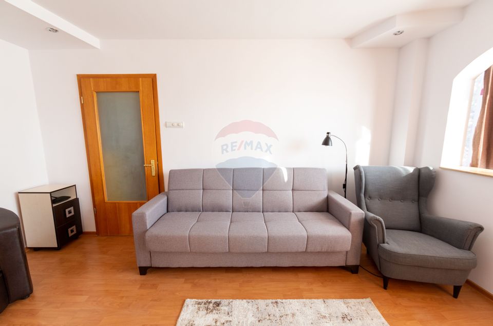 2 room Apartment for rent, Centrul Civic area