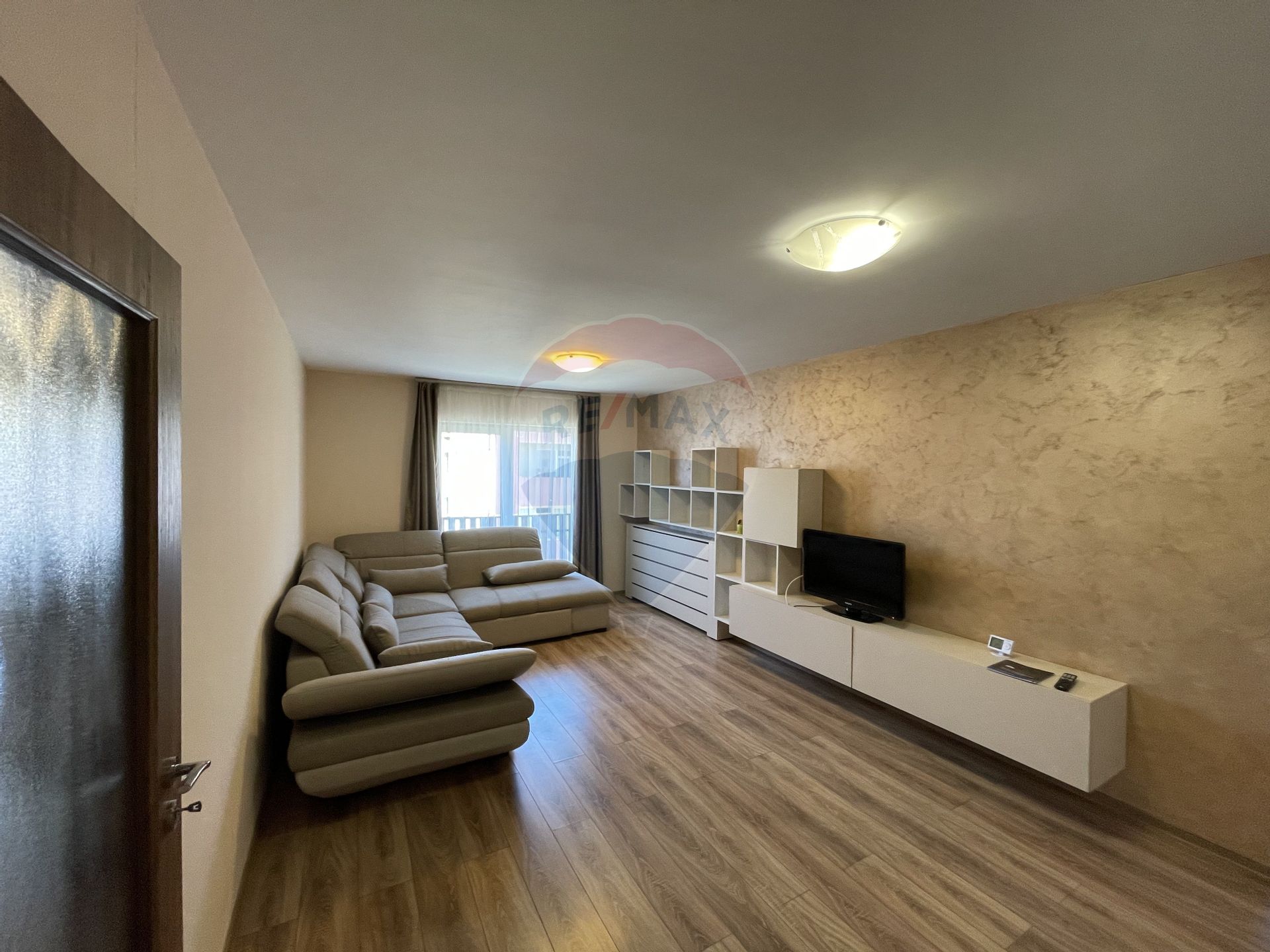 Apartament 2 camere inchiriere in bloc de apartamente Cluj, Floresti