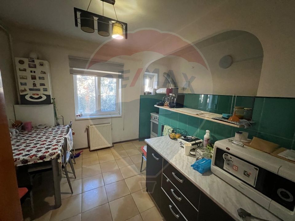 Apartament 3 camere în zona gara