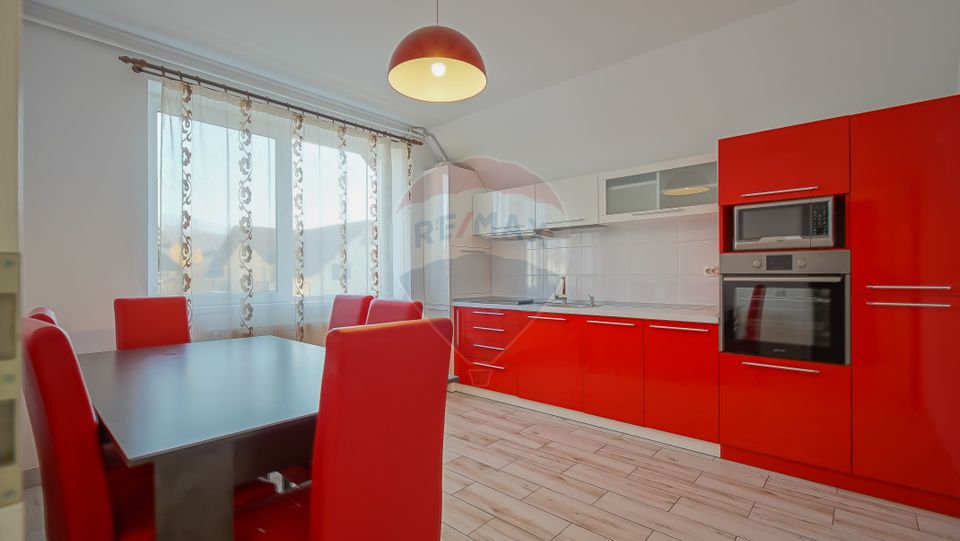 REZERVAT -  Apartament cu 3 camere, de vânzare, Râșnov - Comision 0%