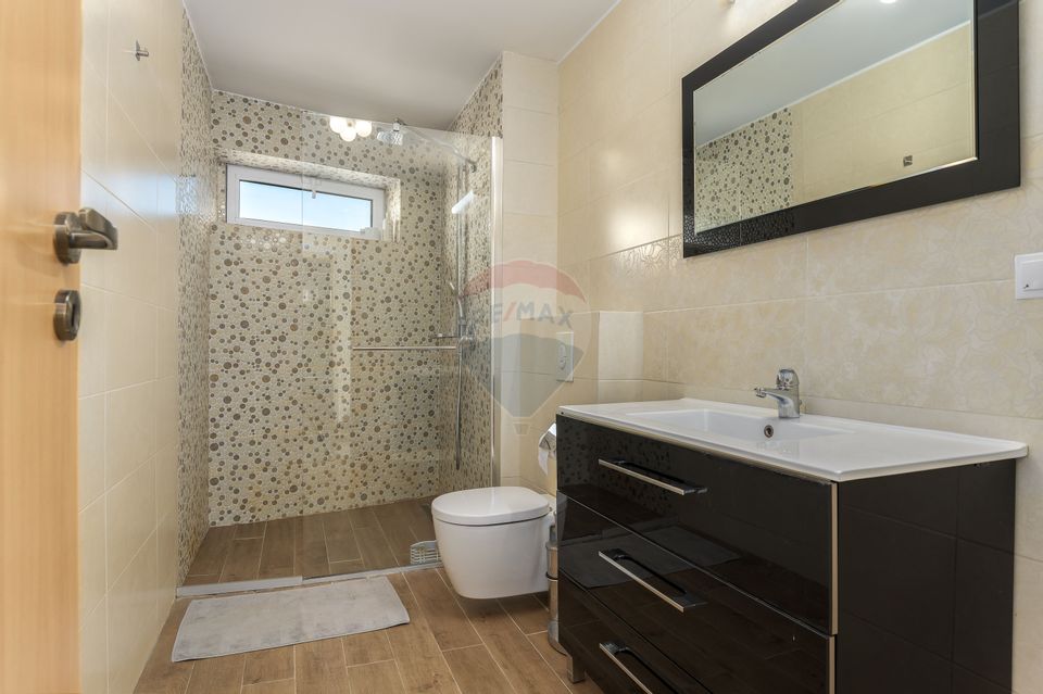 5 room Apartment for sale, Herastrau area