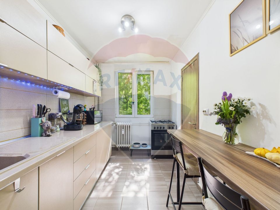 Quiet 3-room apartment for sale in Brancoveanu area