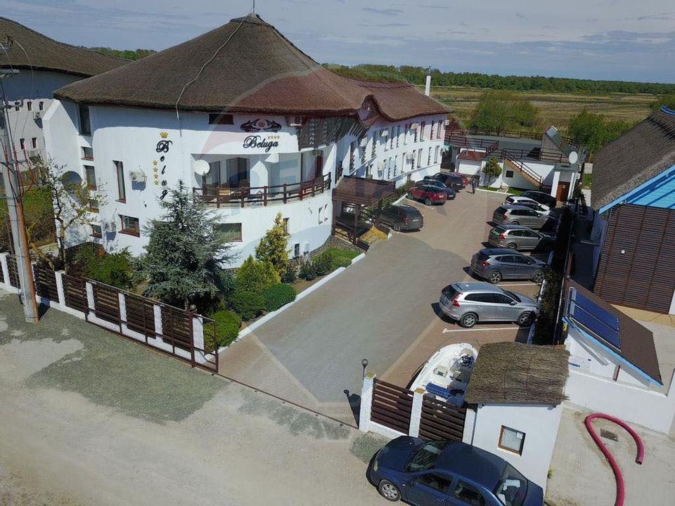 Hotel / Pensiune cu 19 camere de vânzare/zona Murighiol