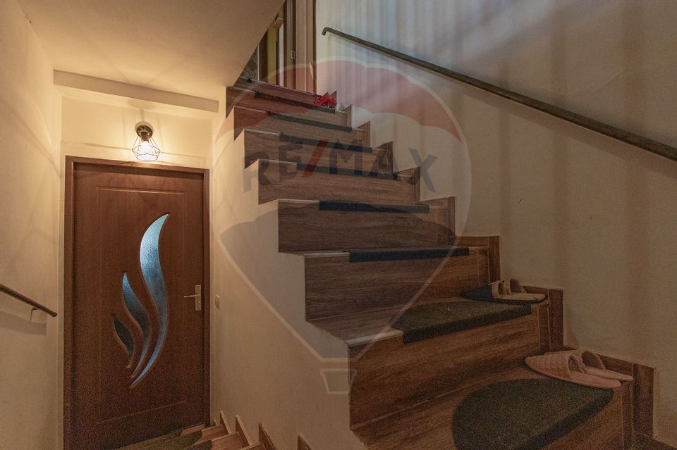 6 room House / Villa for sale, Sagului area