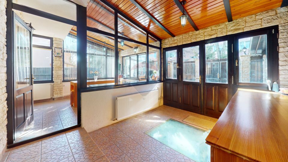 Casa de vanzareÂ  | Potential business| Tractorul – Brașov