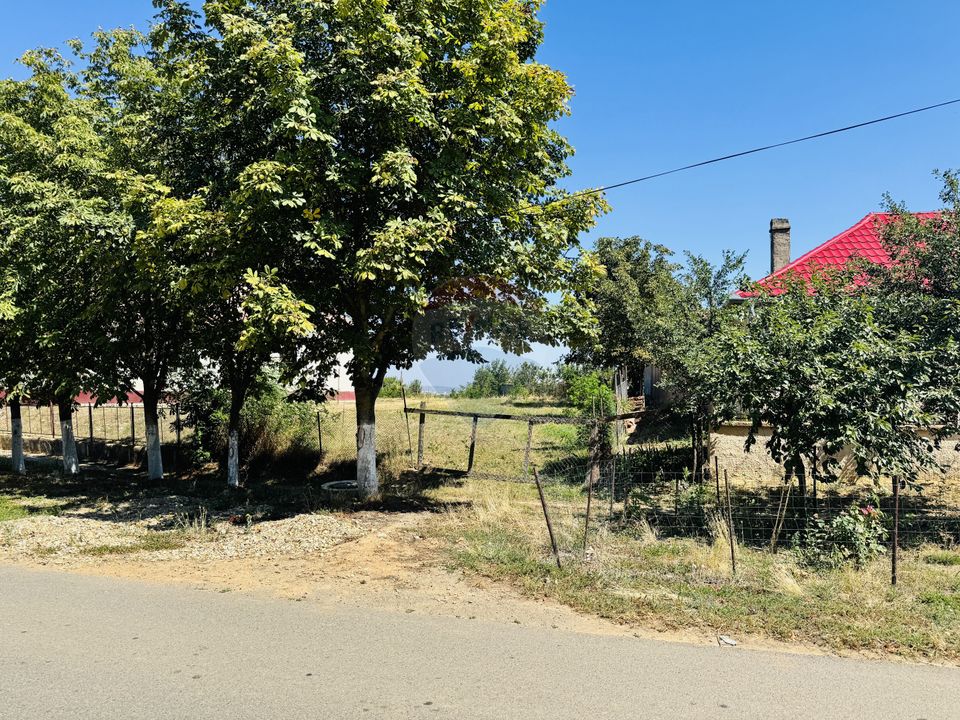 Teren 2,841mp Apateu / Strada Principala langa Biserica Ortodoxa