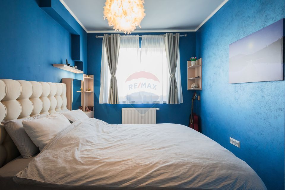 Apartament 3 camere tip duplex cu parcare si boxa la Maurer Residence