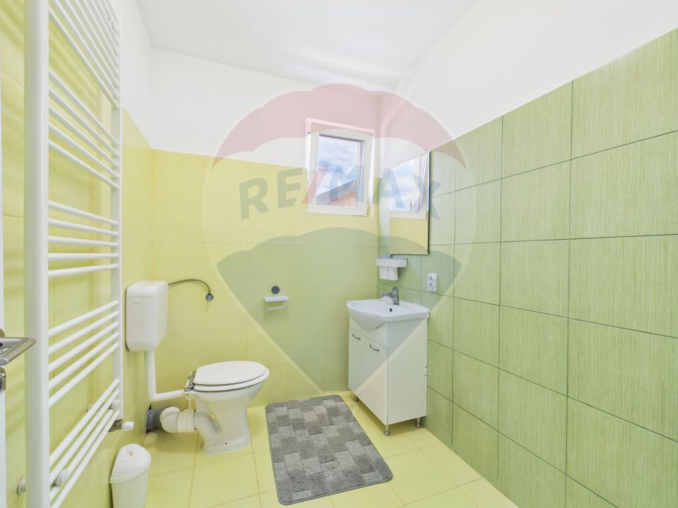 4 room House / Villa for sale