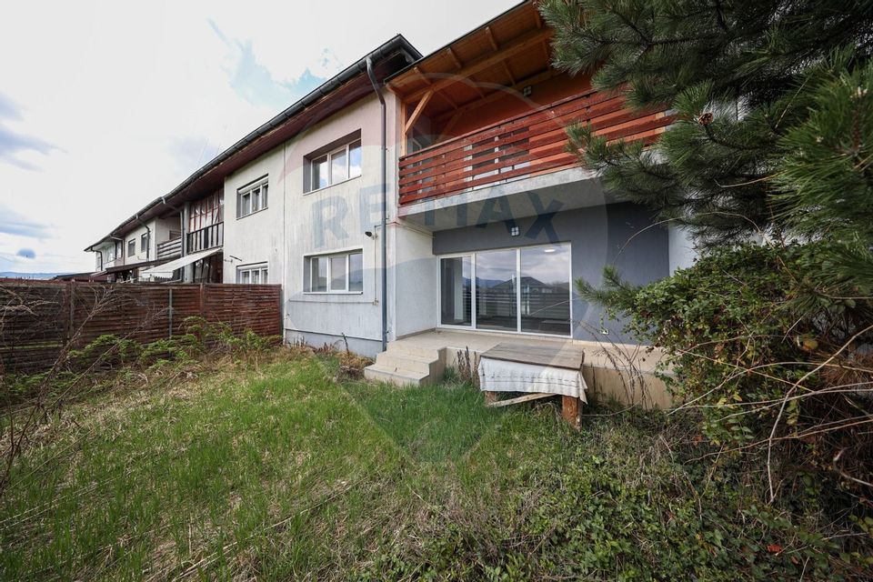 4 room House / Villa for sale