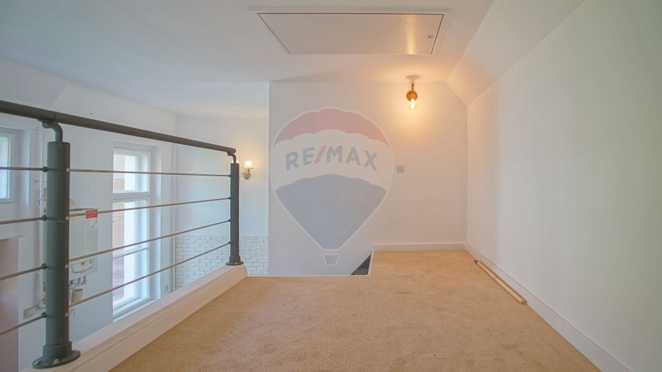 Apartament recent renovat langă Teatrul Dramatic. Fără comision!