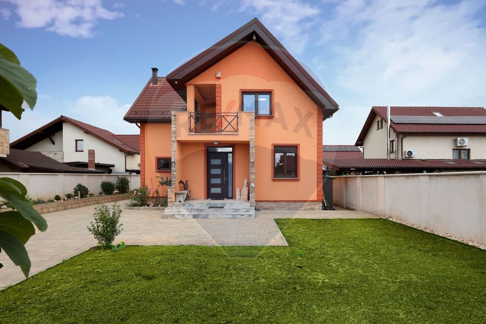 5 room House / Villa for sale