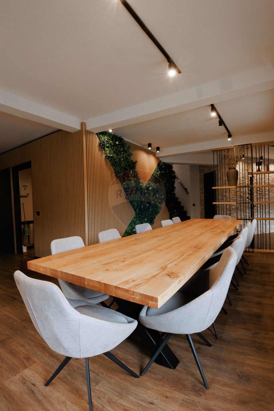 Pensiune Manastirea Humorului, de Vânzare în Inima Bucovinei