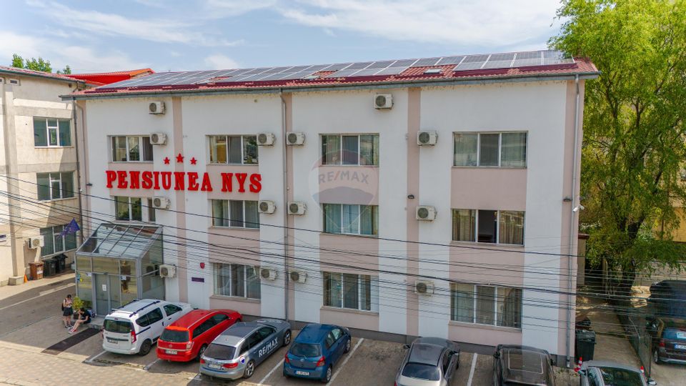 Oportunitate: Hotel/Pensiune 33 Camere de Vânzare - Semicentral IAȘI