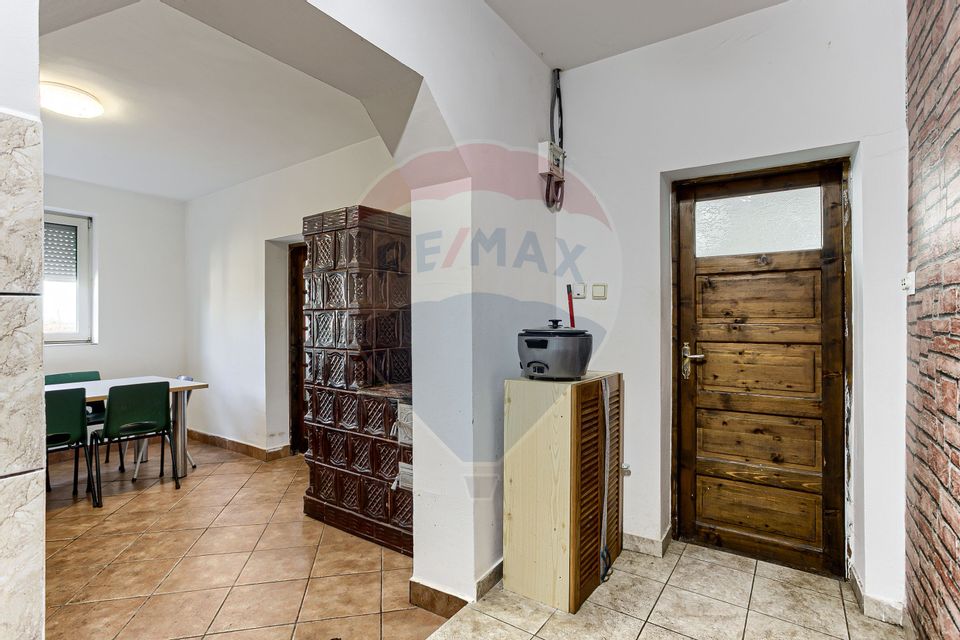 3 room House / Villa for sale, Sannicolau Mic area