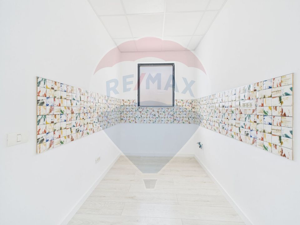 Modern industrial space hall for rent