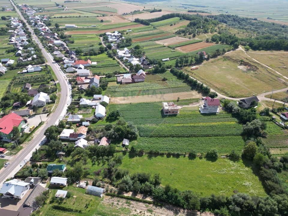 Land 4,900sqm Suceava / Drumul .