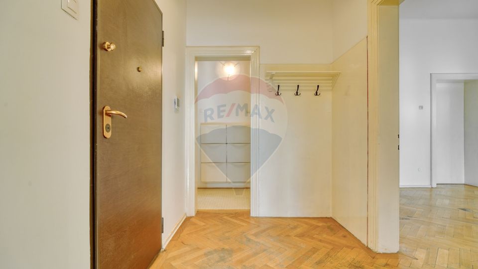4 room Apartment for rent, Centrul Istoric area