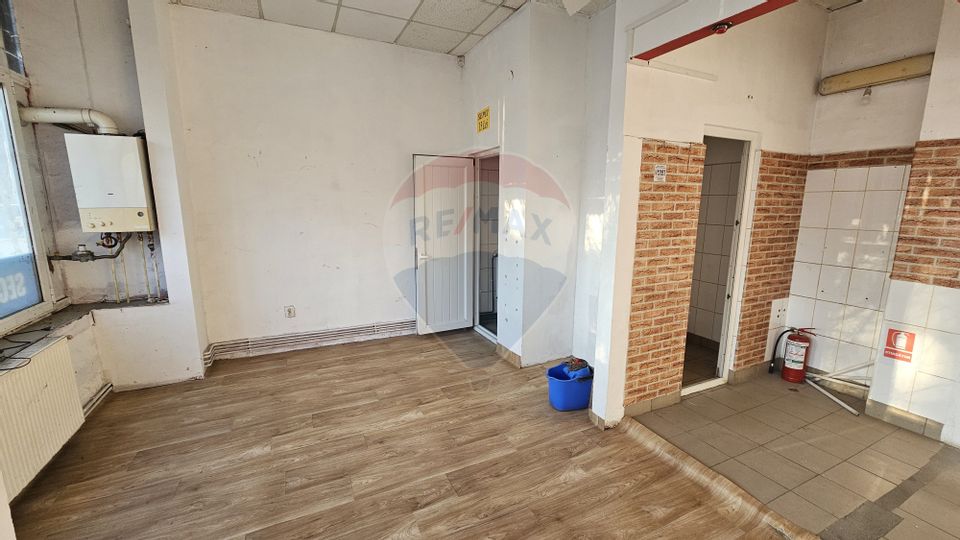 48.5sq.m Commercial Space for rent, Central area