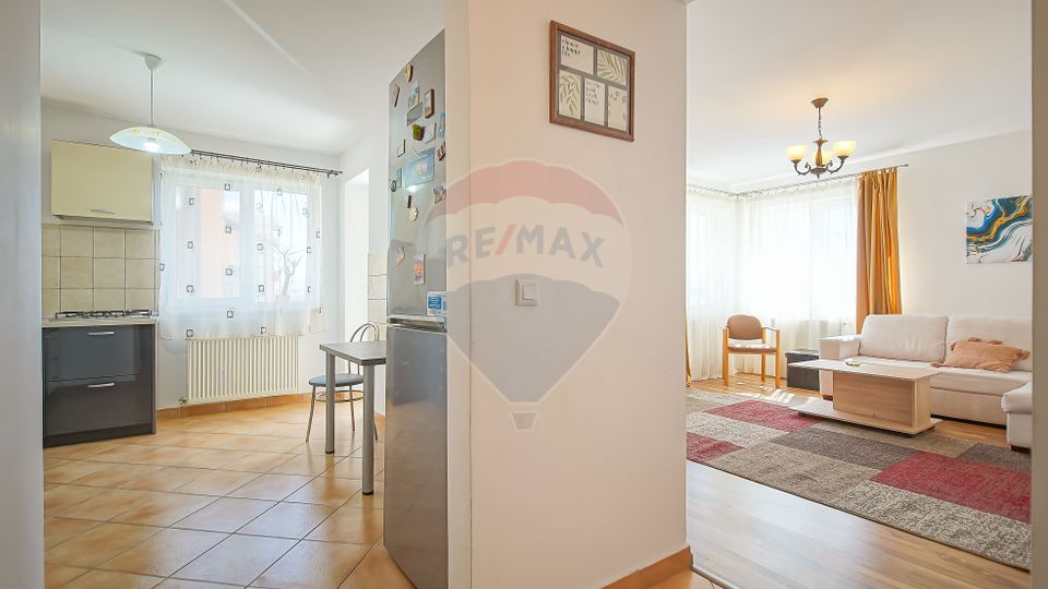 Apartament 2 Camere Subcetate - Mobilat, Parcare, Liniște lângă Brașo