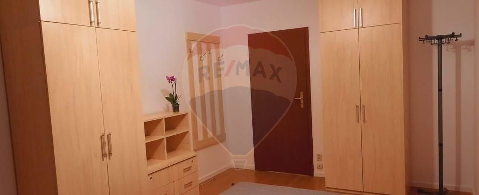 Închiriere apartament 2 camere pe strada Trestiana