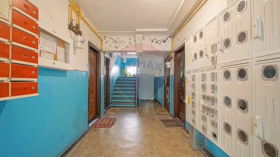 3 room Apartment for sale, Florilor area