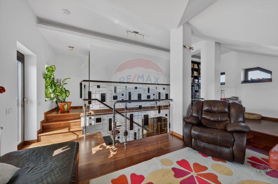 Vila cu design spectaculos, tehnologie smart & lifestyle complet