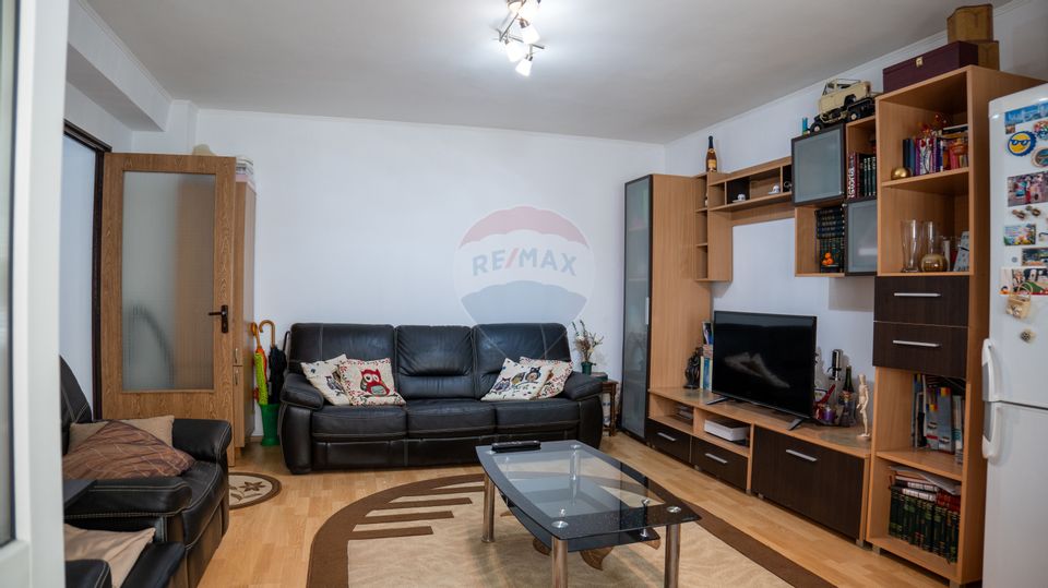 Oferta - vanzare apartament 2 camere stradal, cu centrala, Baicului