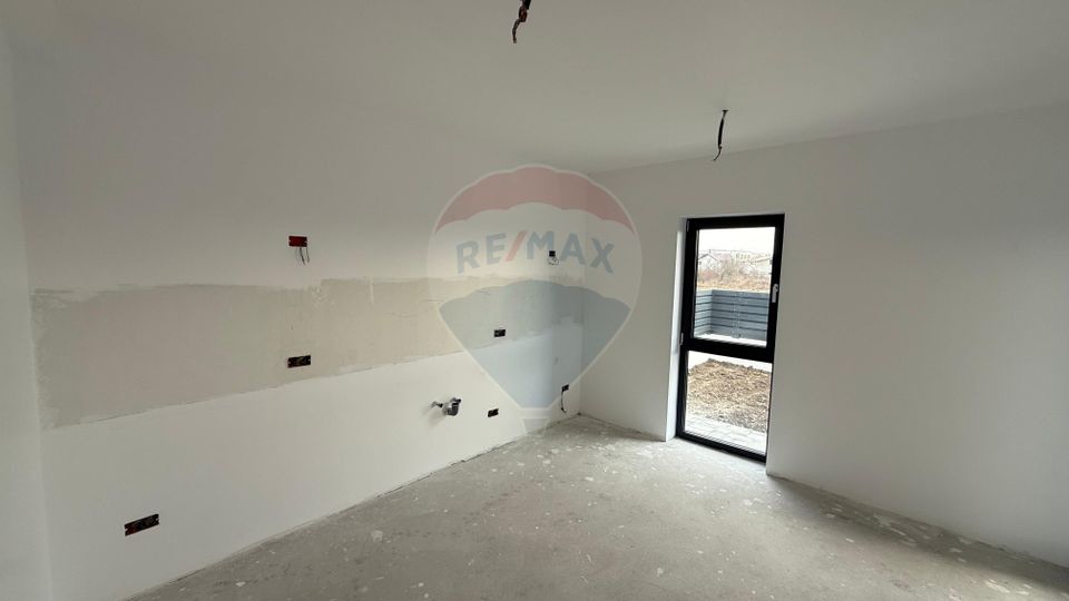 4 room House / Villa for sale, Obor area