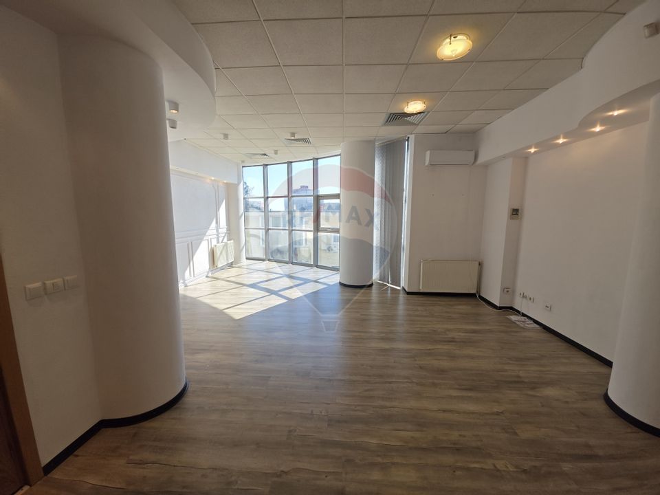 41sq.m Office Space for rent, Ultracentral area
